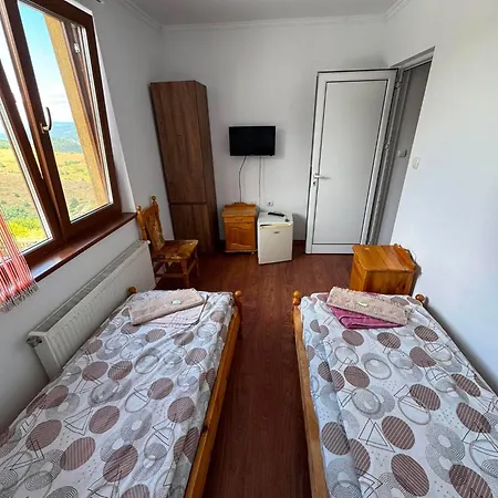 Guest house Guest House Chala 3*