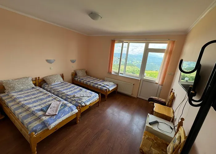 Guest House Chala Maison d'hôtes 3*