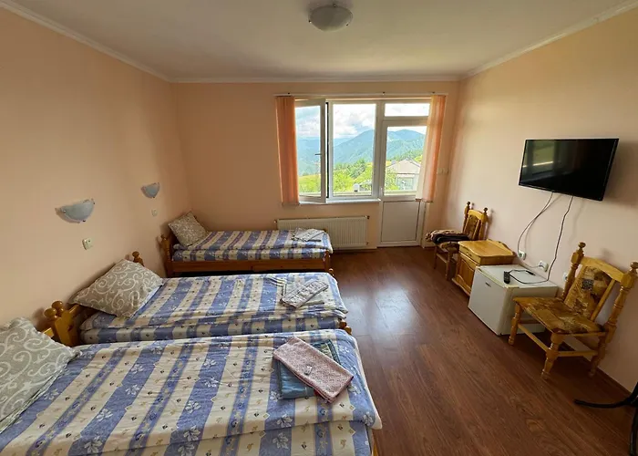 Guest House Chala Maison d'hôtes 3*